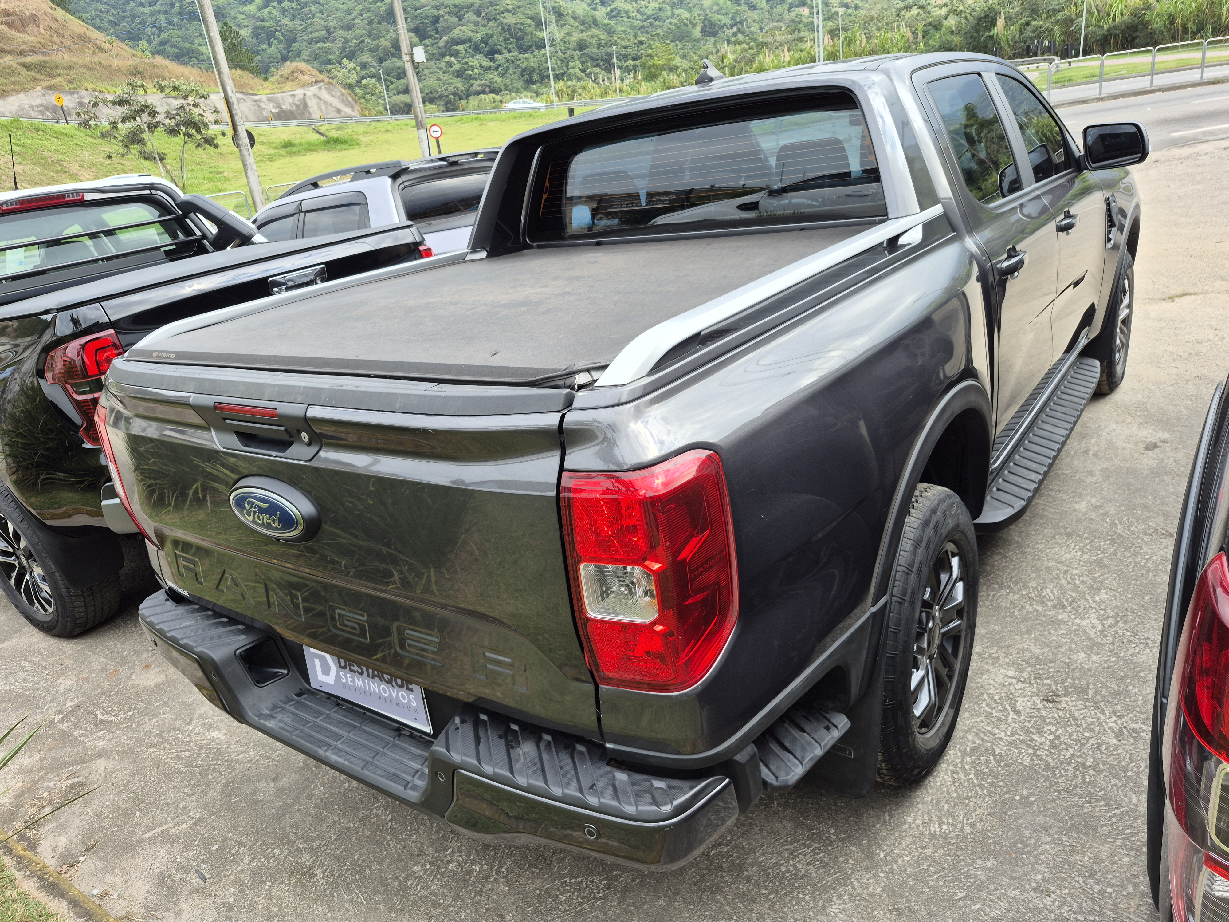 Foto ilustrativa do carro