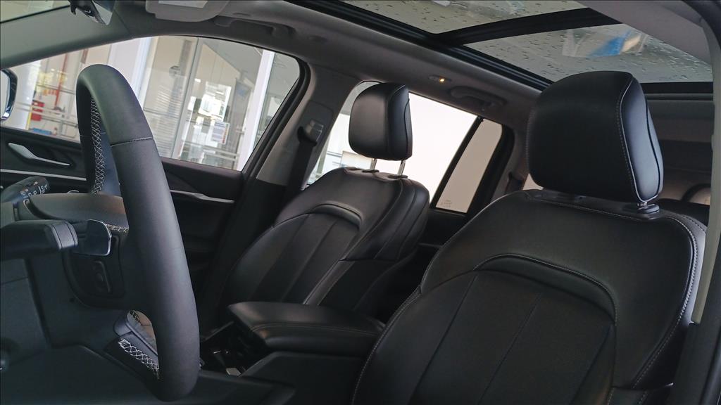 GRAND CHEROKEE 2.0 TURBO HÍBRIDO 4XE AT813