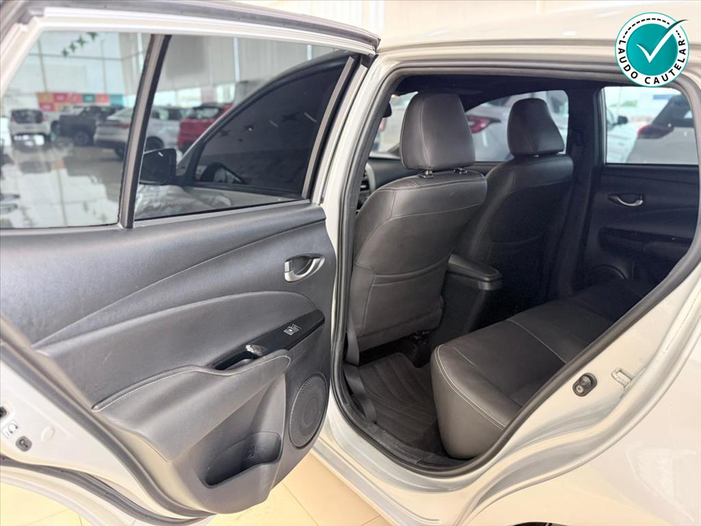 YARIS 1.5 16V FLEX XLS CONNECT MULTIDRIVE12