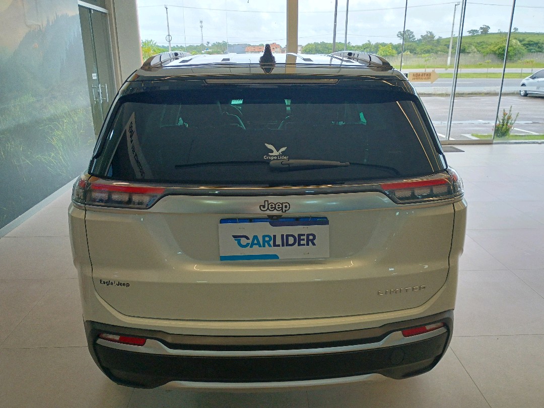 COMMANDER 1.3 T270 TURBO FLEX LIMITED AT61