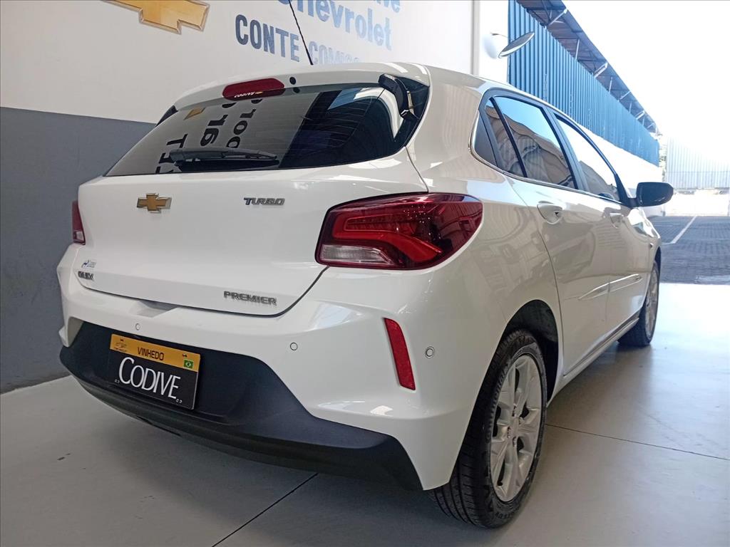 ONIX 1.0 TURBO FLEX PREMIER AUTOMÁTICO2
