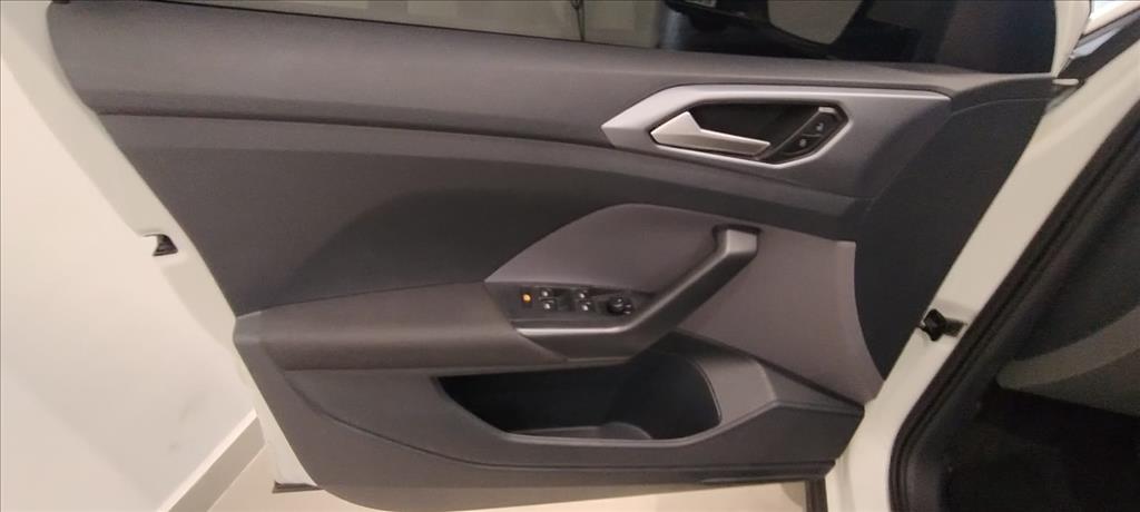 T-CROSS 1.0 200 TSI TOTAL FLEX AUTOMÁTICO11