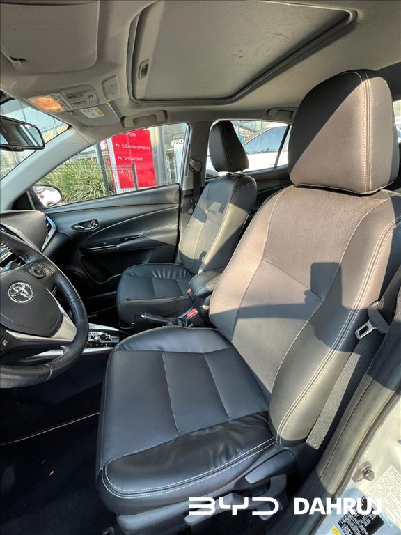 YARIS 1.5 16V FLEX SEDAN XLS MULTIDRIVE8