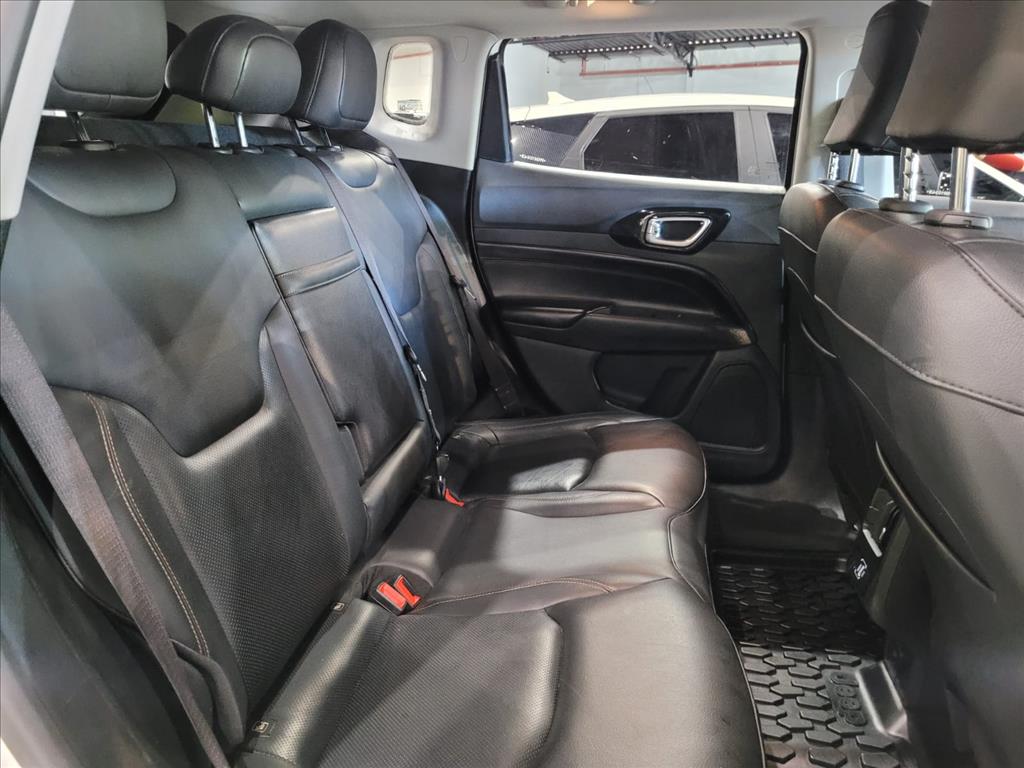 COMPASS 1.3 T270 TURBO FLEX LIMITED AT6 COMPASS 1.3 T270 TURBO FLEX LIMITED AT6