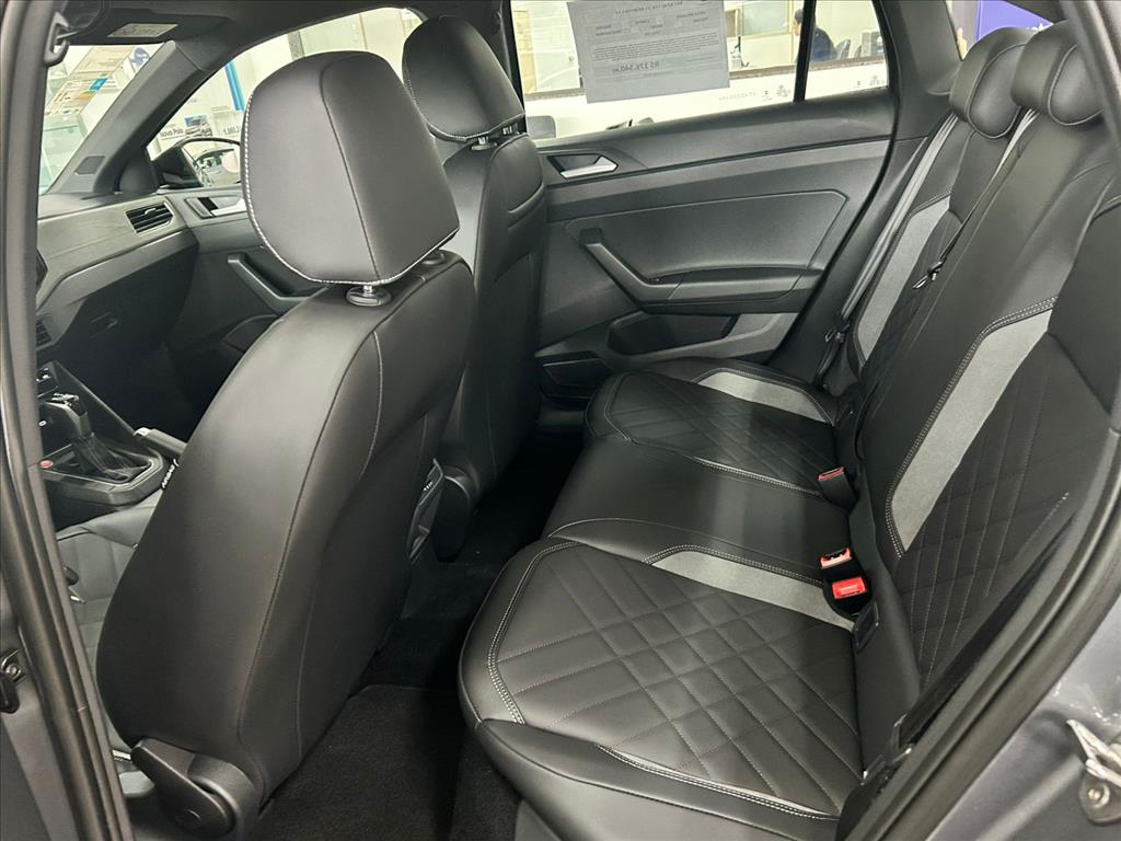 VIRTUS 1.4 250 TSI EXCLUSIVE AUTOMÁTICO11