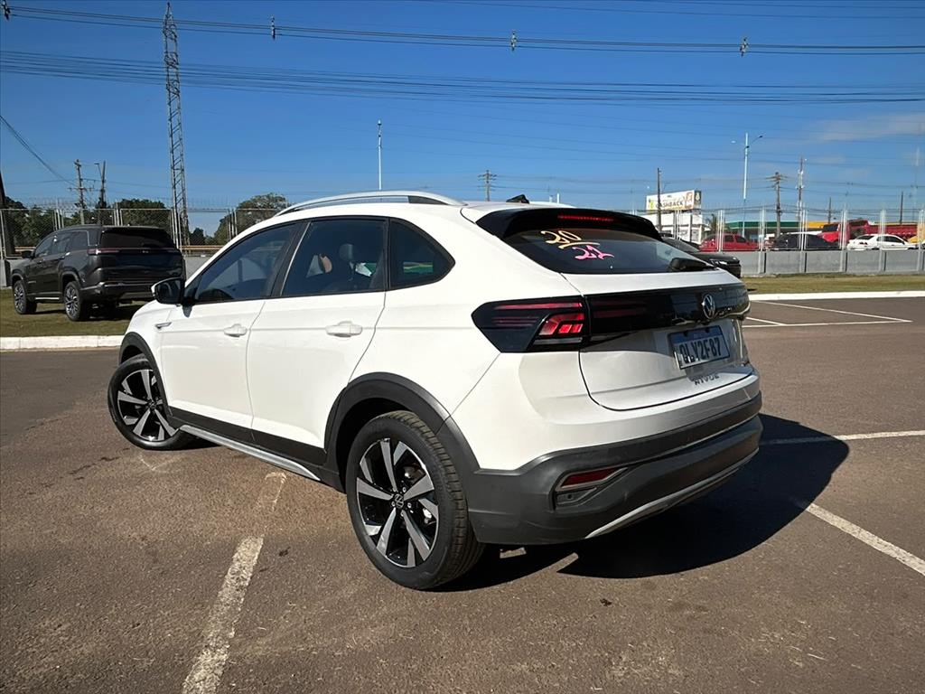 Volkswagen-NIVUS-1.0 200 TSI TOTAL FLEX HIGHLINE AUTOMÁTICO