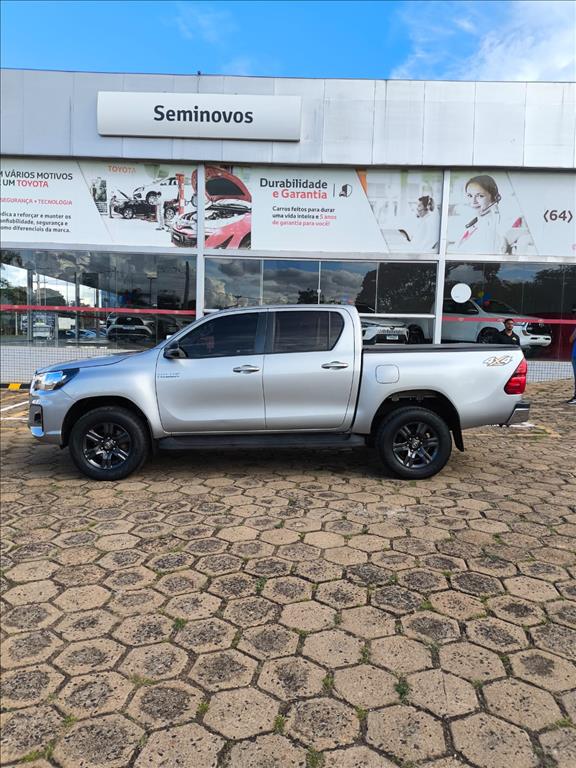 HILUX 2.8 SR 4X4 CD 16V DIESEL 4P AUTOMÁTICO7