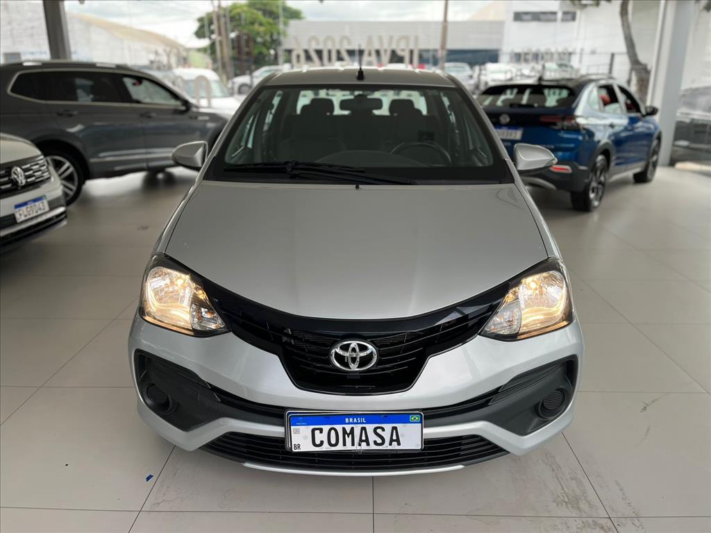 ETIOS 1.5 X PLUS SEDAN 16V FLEX 4P AUTOMÁTICO1