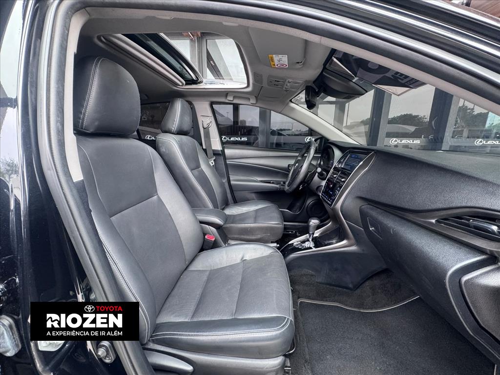 YARIS 1.5 16V FLEX SEDAN XLS CONNECT MULTIDRIVE13