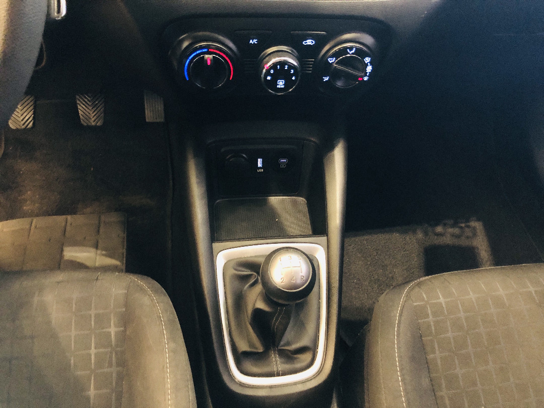 HB20 1.0 12V FLEX LIMITED MANUAL