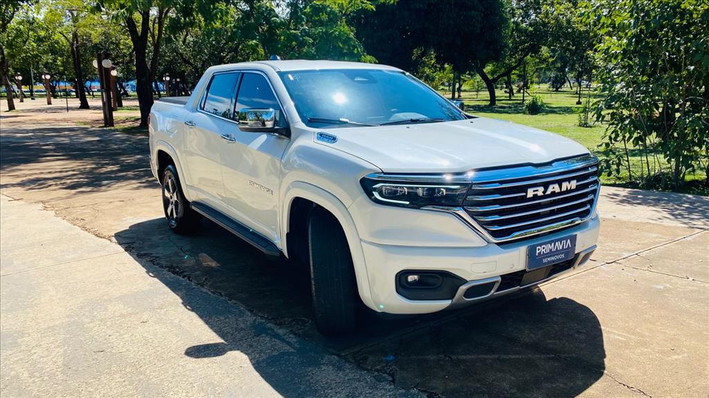 RAMPAGE 2.2 TURBO DIESEL LARAMIE 4X4 AUTOMÁTICO2