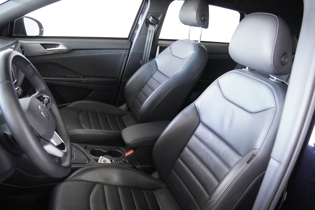TAOS 1.4 250 TSI TOTAL FLEX HIGHLINE AUTOMÁTICO10