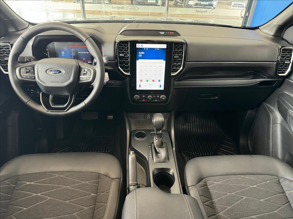 RANGER 2.0 TURBO DIESEL CD BLACK 4X2 AUTOMÁTICO11