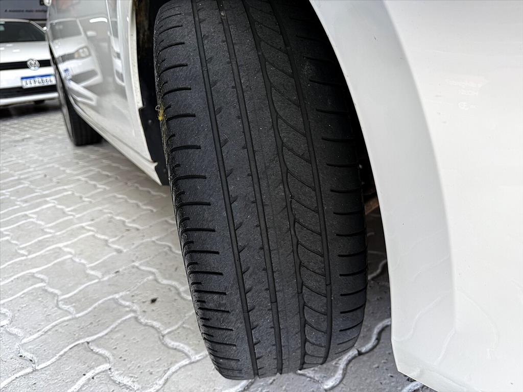 Volkswagen Polo - 1.0 200 TSI SENSE AUTOMÁTICO