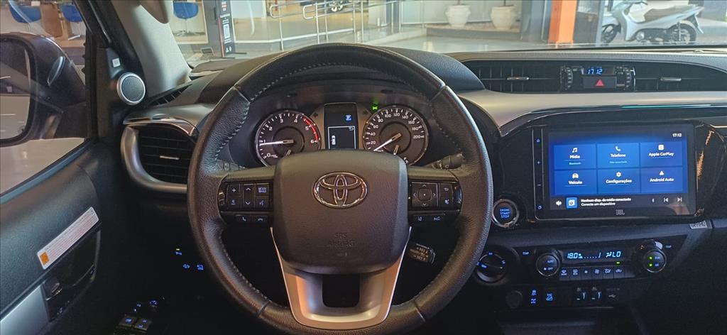 HILUX 2.8 D-4D TURBO DIESEL CD SRX 4X4 AUTOMÁTICO8