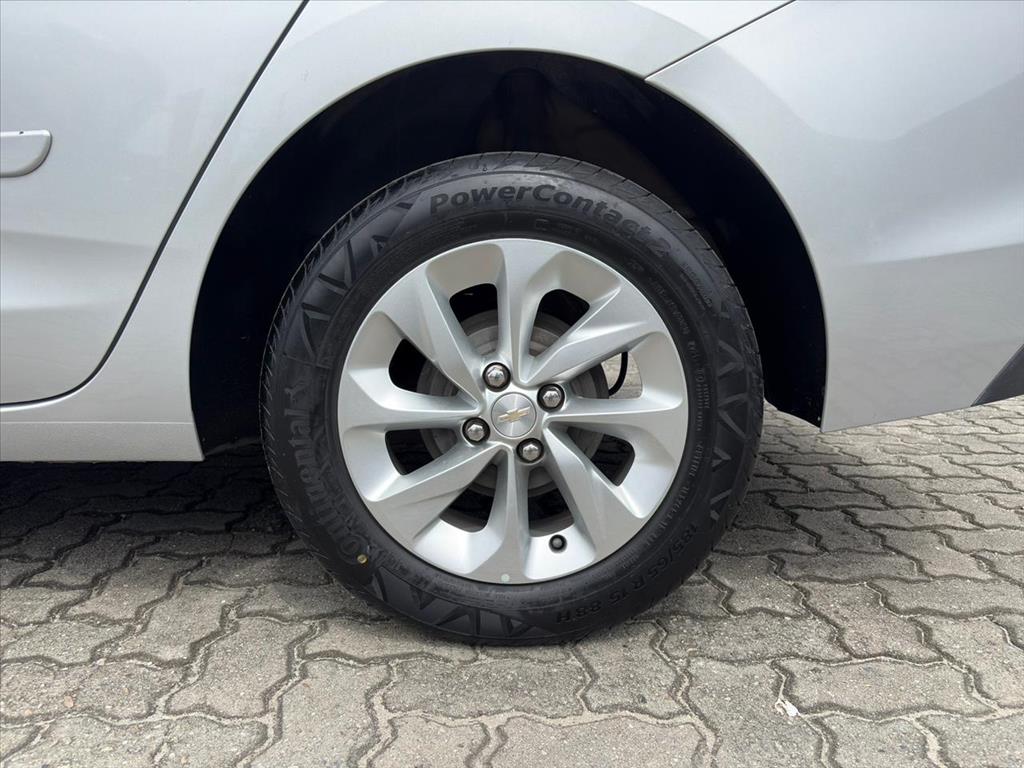 ONIX PLUS 1.0 TURBO FLEX LT AUTOMÁTICO10