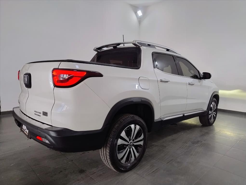 Fiat-TORO-1.3 TURBO 270 FLEX VOLCANO AT6