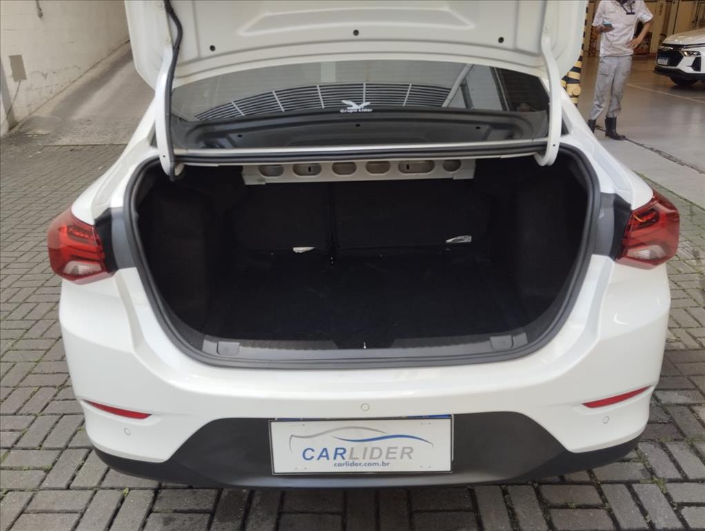 ONIX PLUS 1.0 TURBO FLEX PREMIER AUTOMÁTICO5