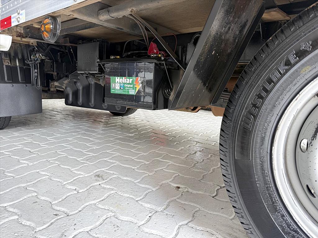 Kia Bongo - 2.5 K-2500 4X2 CS TURBO DIESEL 2P MANUAL