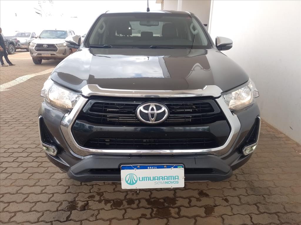 HILUX 2.8 D-4D TURBO DIESEL CD SRV 4X4 AUTOMÁTICO1