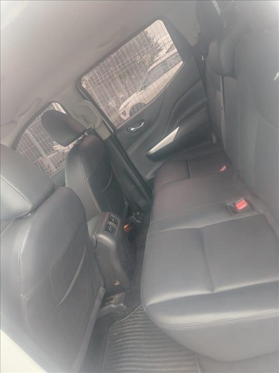 Nissan Frontier 23 16V Turbo Diesel Attack Cd 4X4 Automático - foto 6