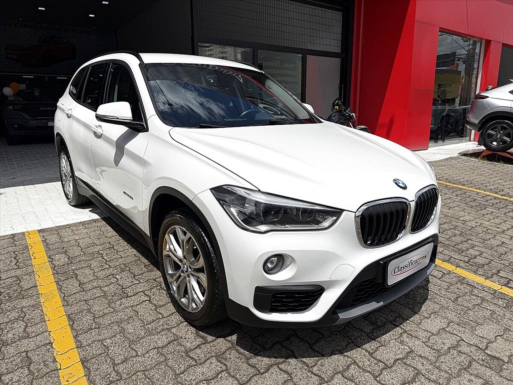 BMW X1 - 2.0 16V TURBO ACTIVEFLEX SDRIVE20I 4P AUTOMÁTICO