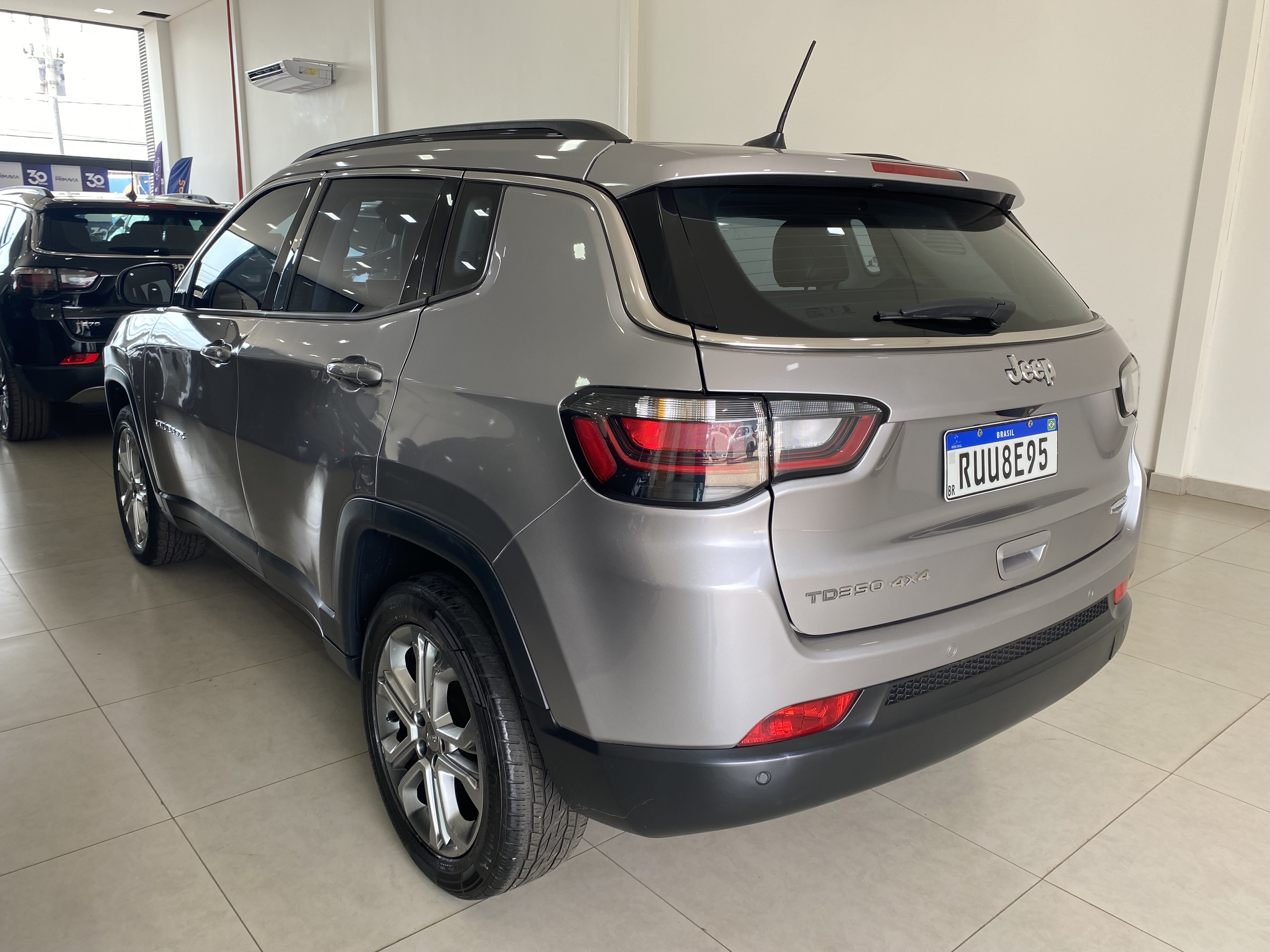 COMPASS 2.0 TD350 TURBO DIESEL LONGITUDE AT93