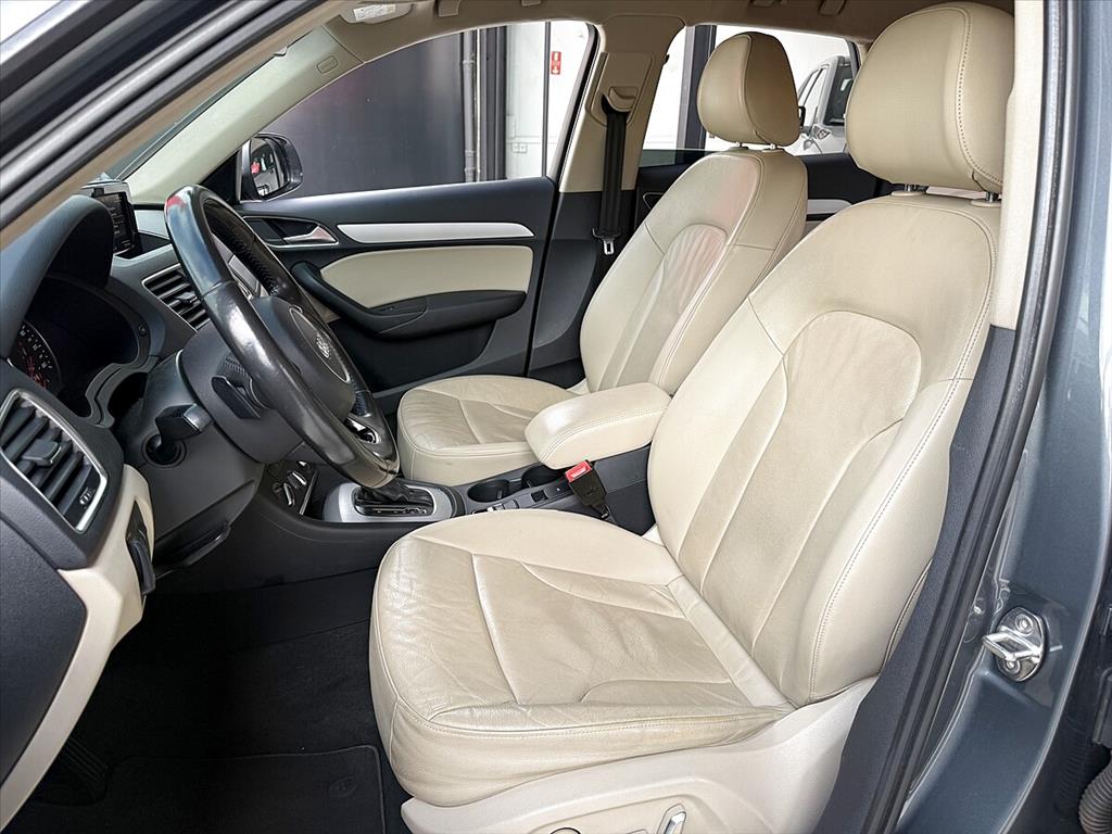 Audi Q3 - 1.4 TFSI ATTRACTION FLEX 4P S TRONIC