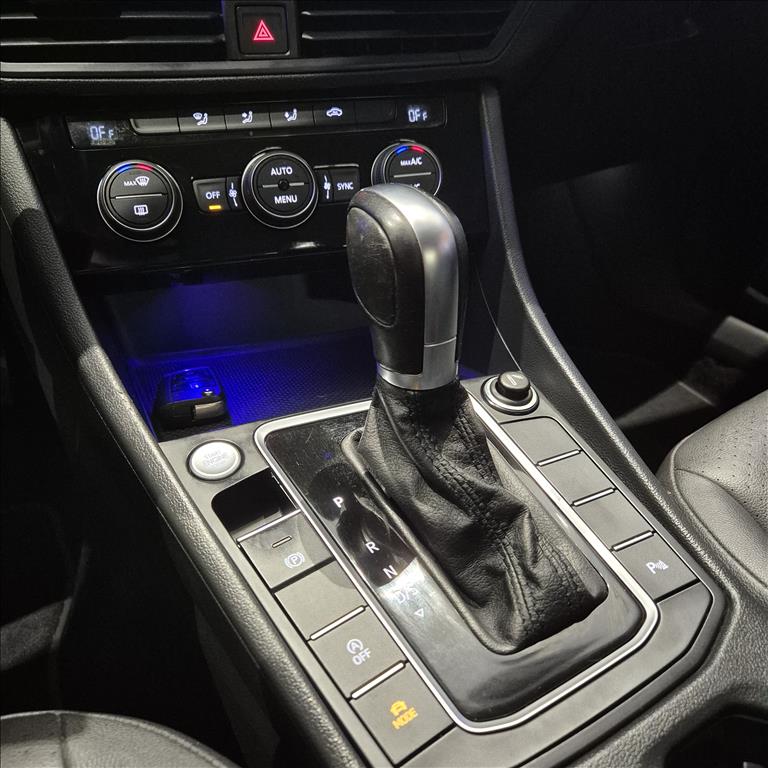 JETTA 1.4 250 TSI TOTAL FLEX COMFORTLINE TIPTRONIC