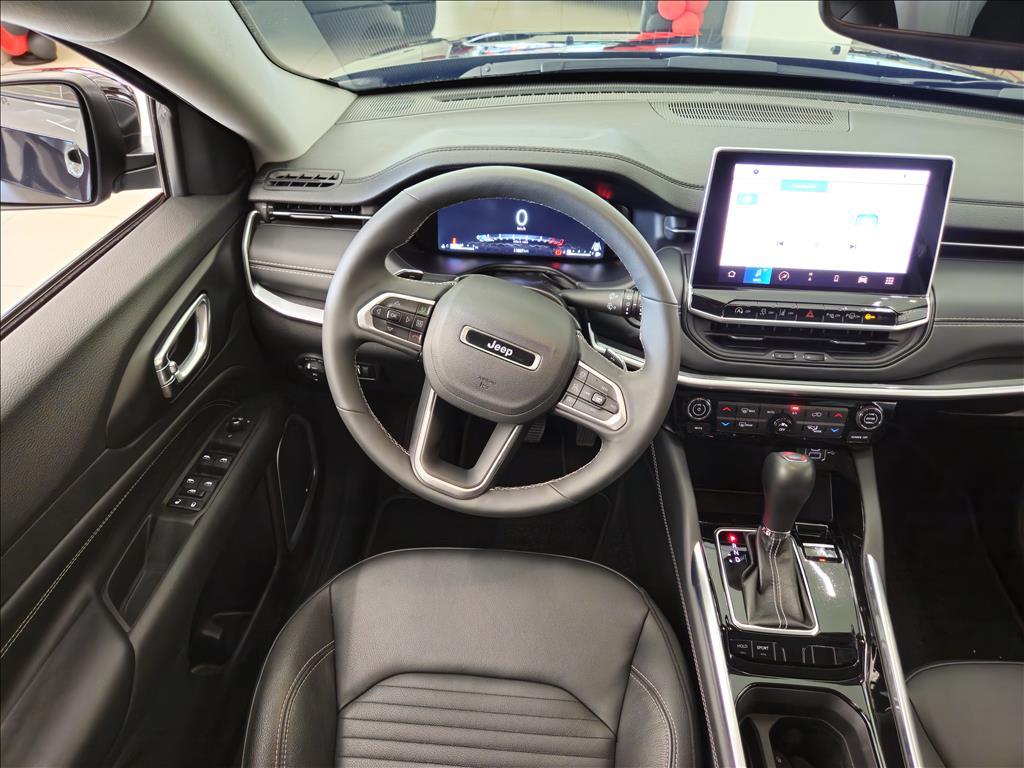 COMMANDER 1.3 T270 TURBO FLEX LONGITUDE AT65