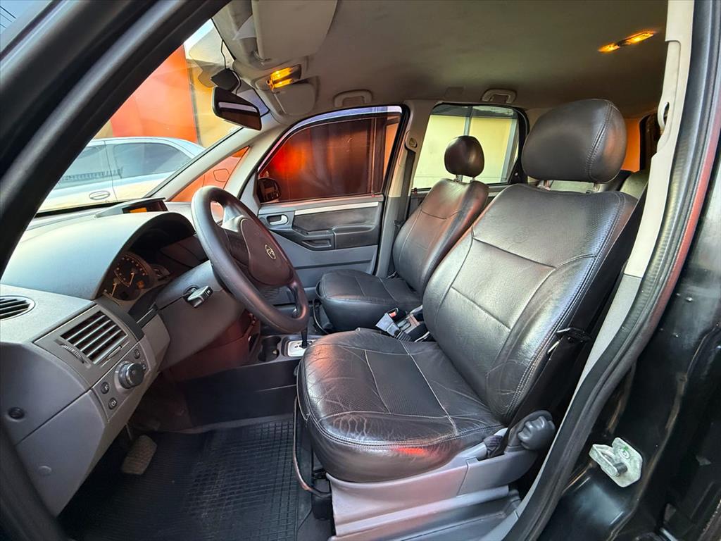 Chevrolet Meriva - 1.8 MPFI PREMIUM 8V FLEX 4P AUTOMATIZADO