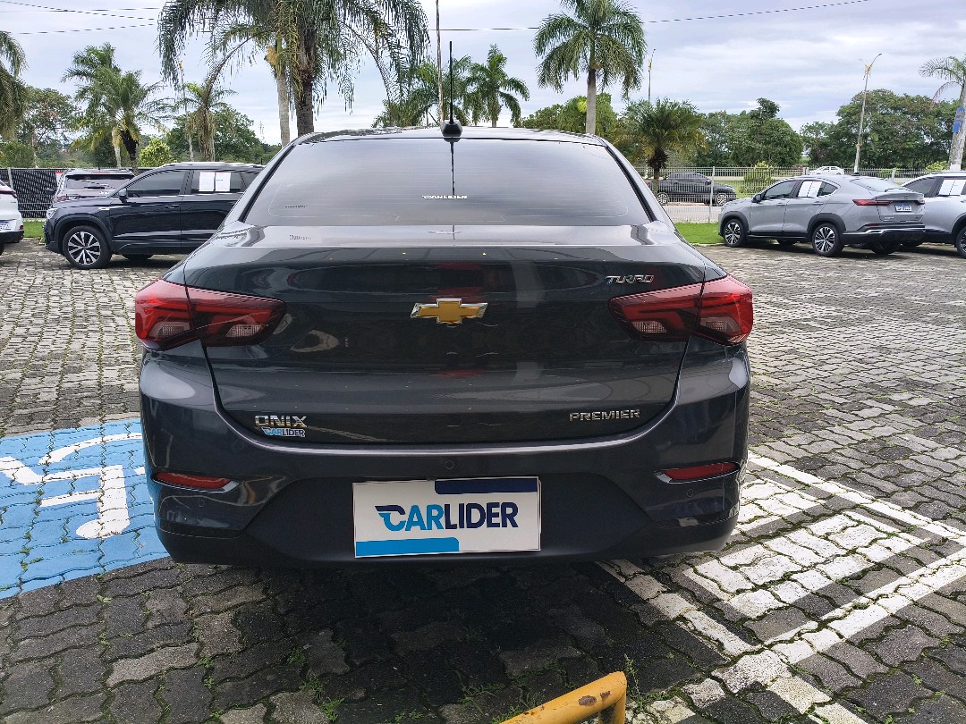 ONIX 1.0 TURBO FLEX PREMIER AUTOMÁTICO4
