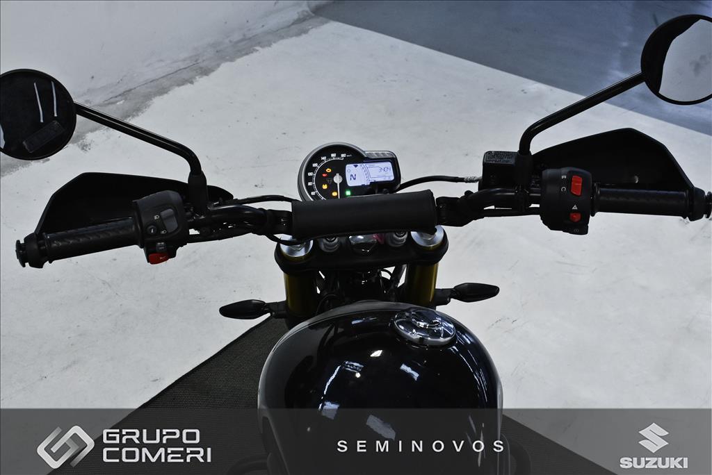 SCRAMBLER 400 X4