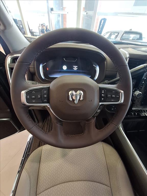 2500 6.7 I6 TURBO DIESEL LARAMIE CD 4X4 AUTOMÁTICO6