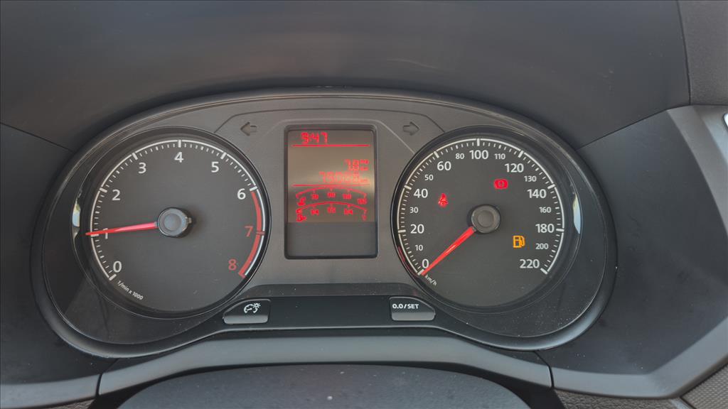 VOYAGE 1.0 12V MPI TOTALFLEX 4P MANUAL8