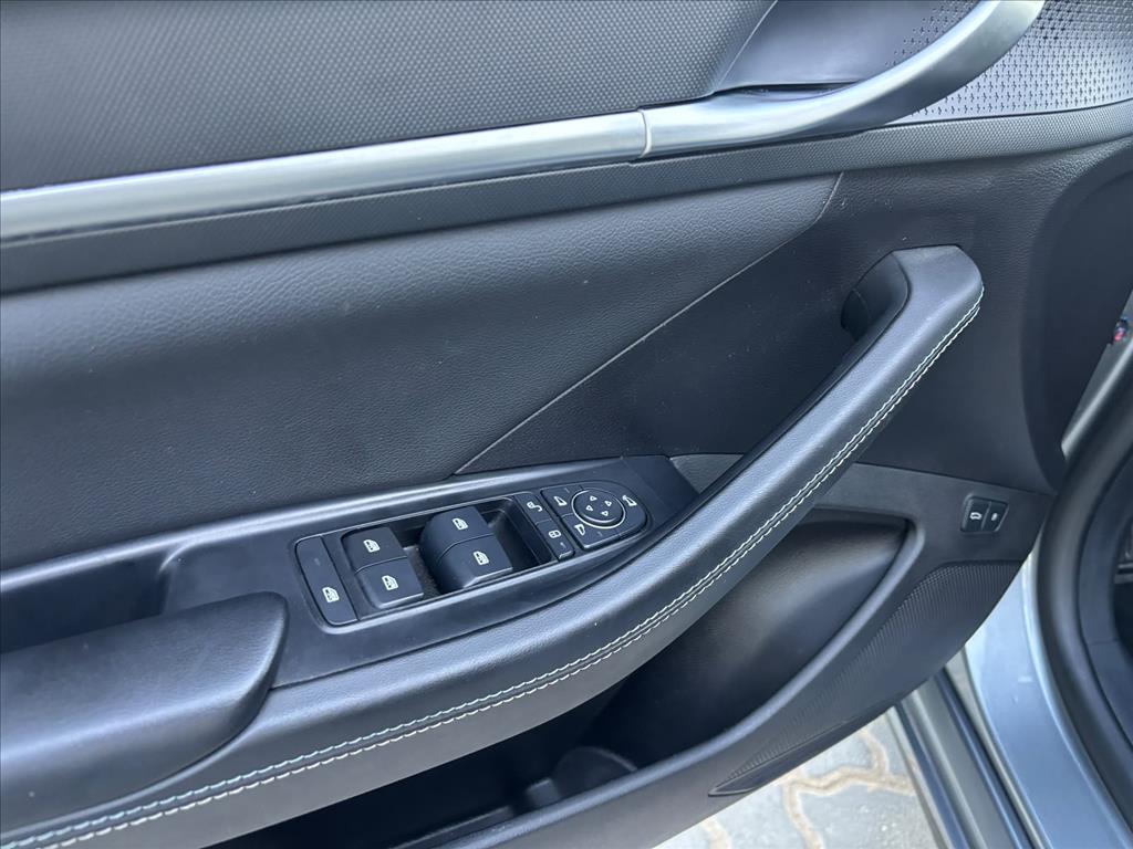 KING 1.5 DM-I PHEV GS AUTOMÁTICO17