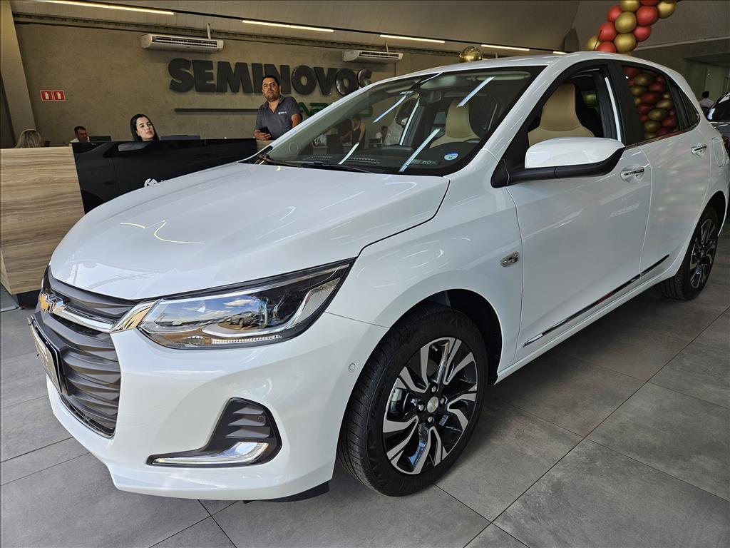 ONIX 1.0 TURBO FLEX PREMIER AUTOMÁTICO3