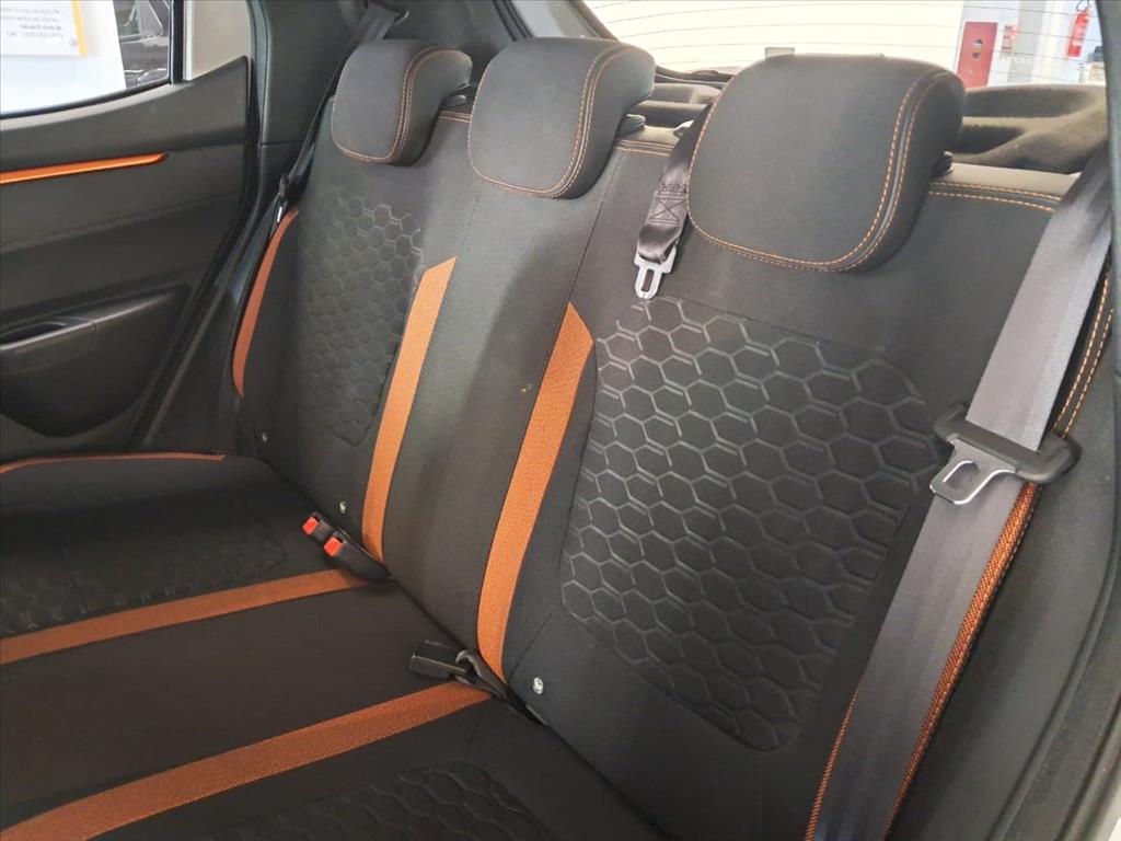 KWID 1.0 12V SCE FLEX OUTSIDER MANUAL