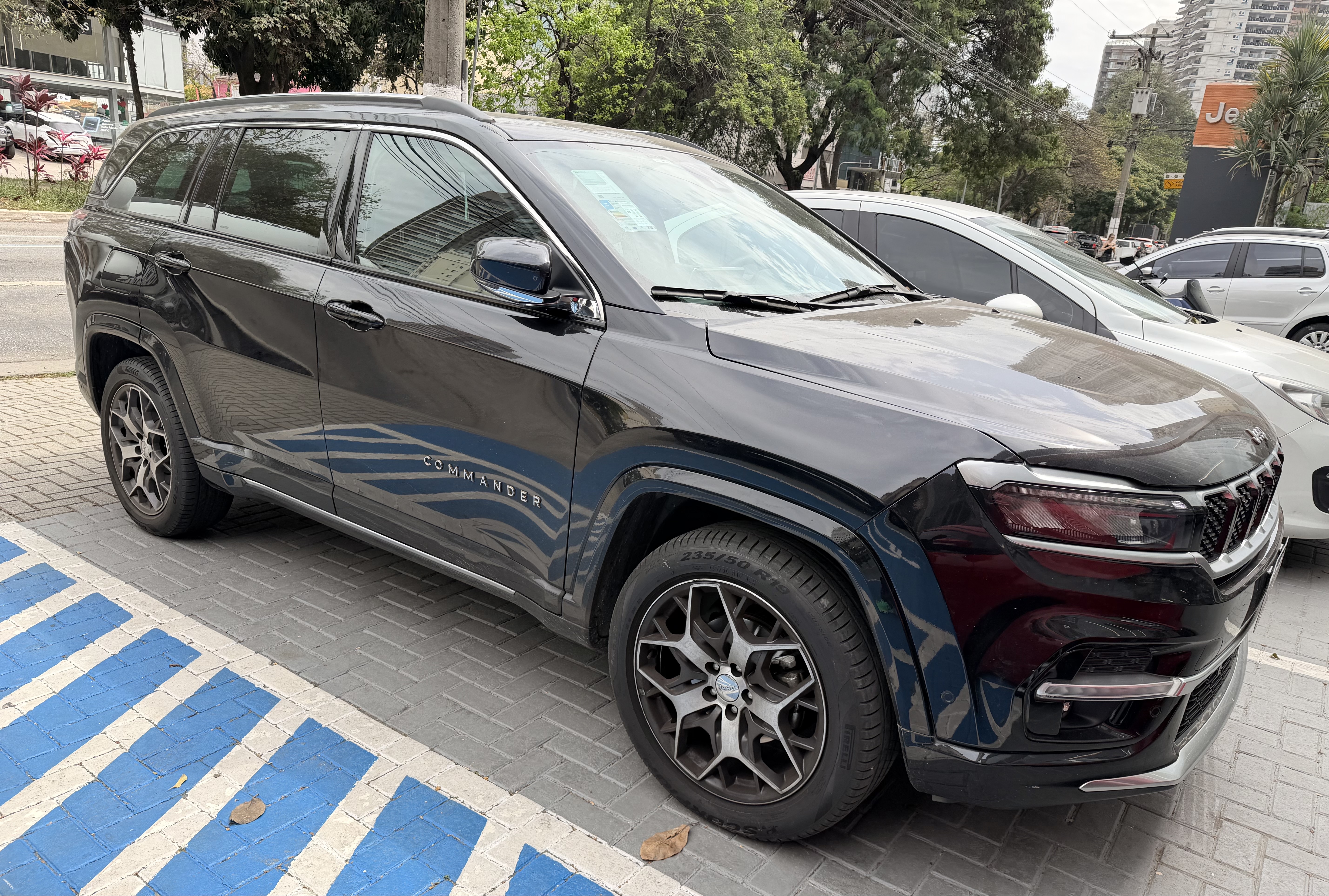COMMANDER 1.3 T270 TURBO FLEX OVERLAND AT612