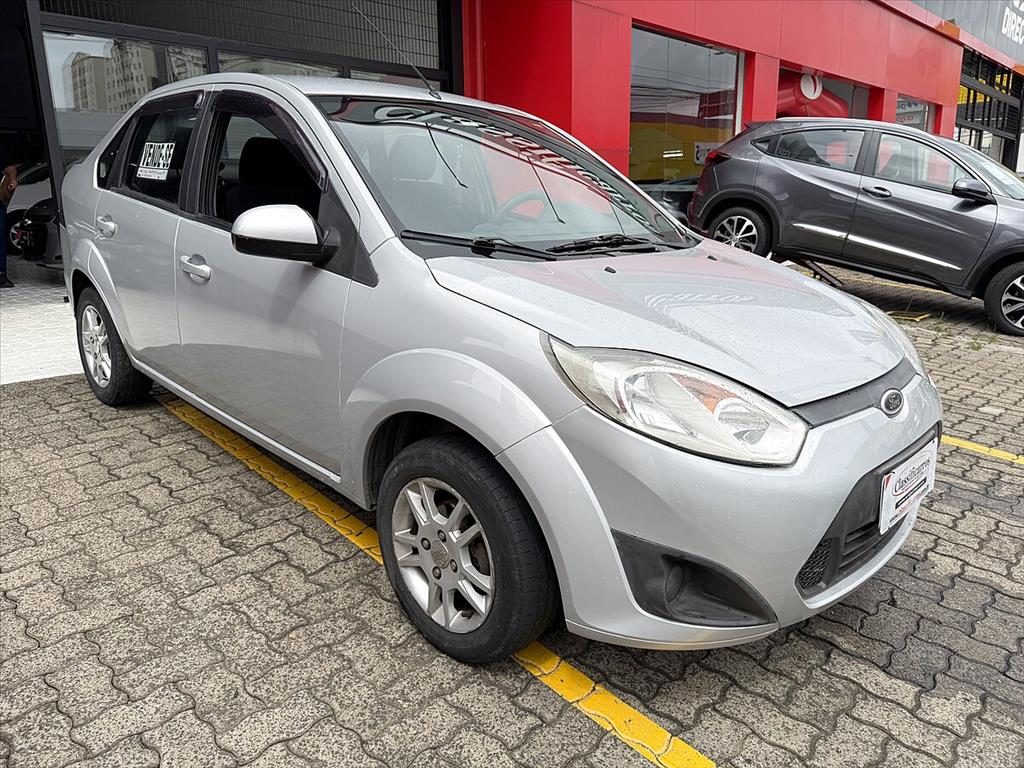 Ford Fiesta - 1.6 MPI CLASS SEDAN 8V FLEX 4P MANUAL