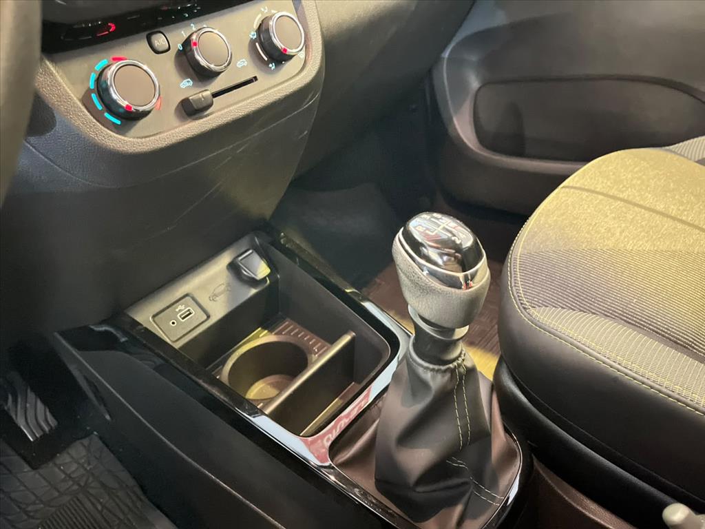 KWID 1.0 12V SCE FLEX OUTSIDER MANUAL9