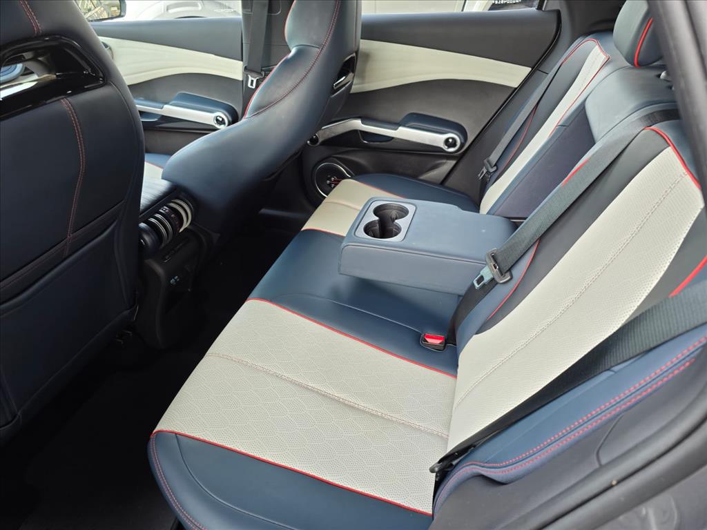 YUAN PLUS 60,8 KW ELÉTRICO9