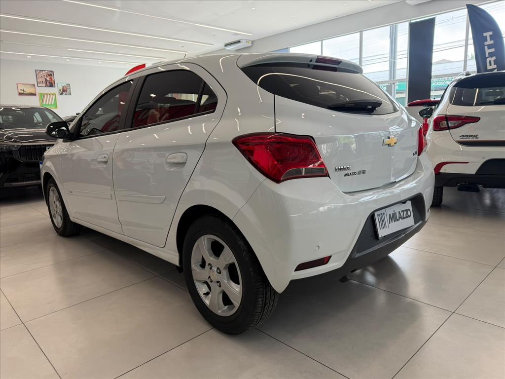 ONIX 1.4 MPFI LT 8V FLEX 4P MANUAL5