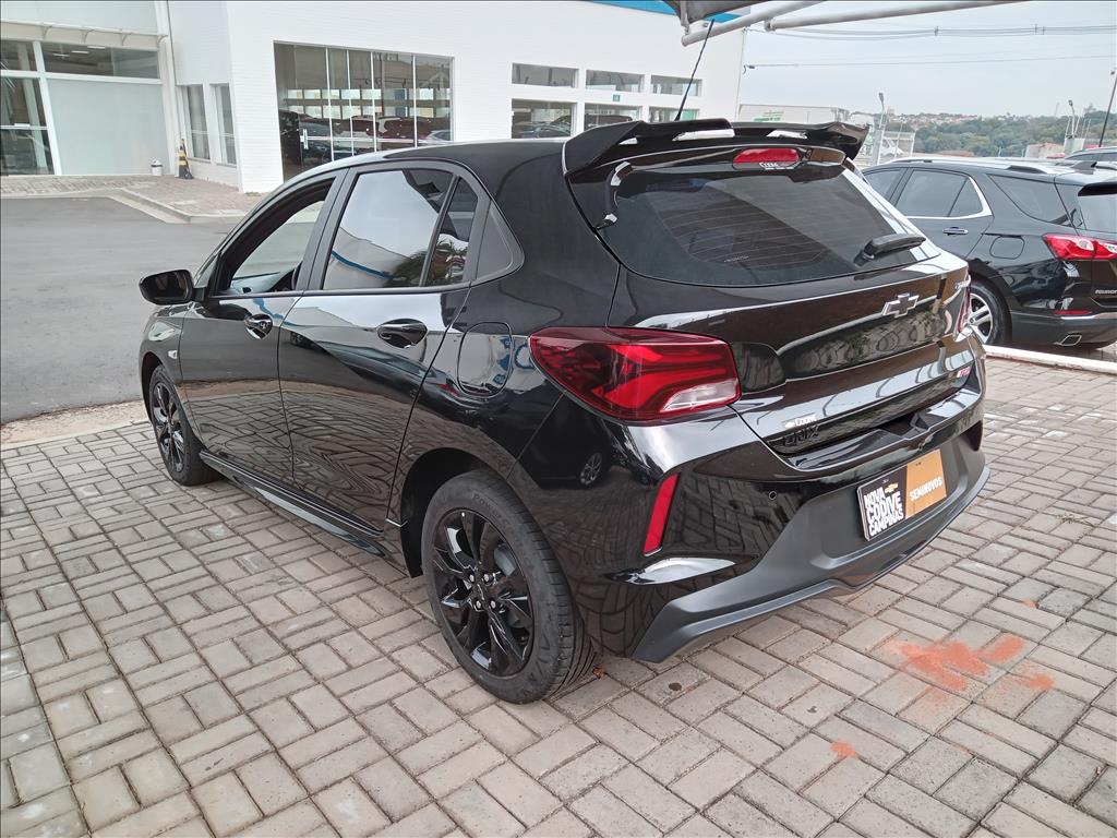 ONIX 1.0 TURBO FLEX RS AUTOMÁTICO5