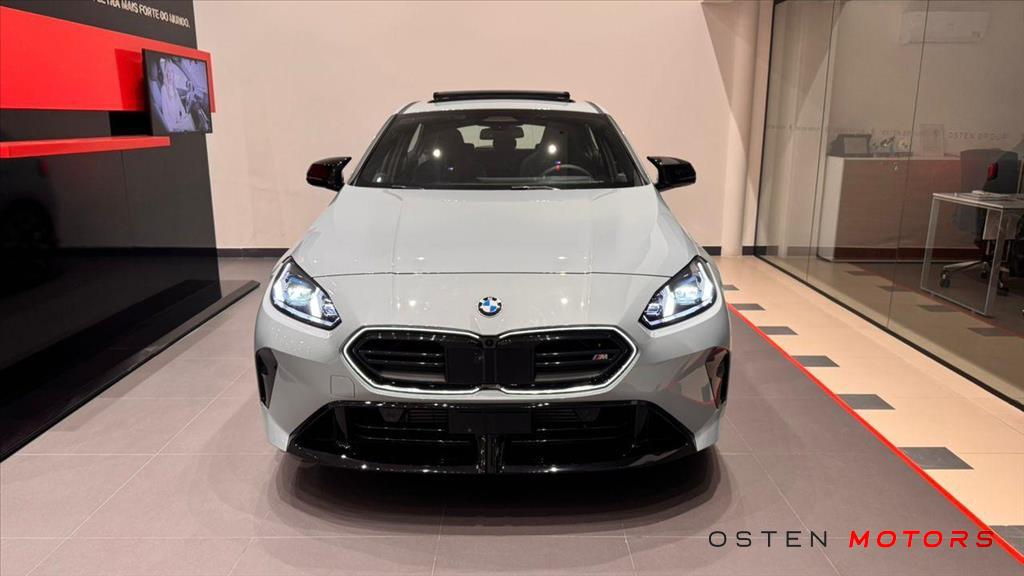 BMW-M 135i-2.0 16V TURBO GASOLINA XDRIVE STEPTRONIC