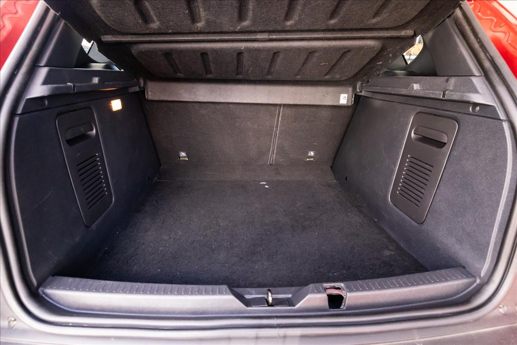 Renault-CAPTUR-1.6 16V SCE FLEX BOSE X-TRONIC