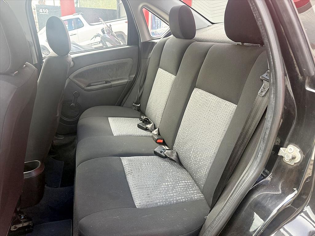 Ford Fiesta - 1.6 MPI SEDAN 8V FLEX 4P MANUAL