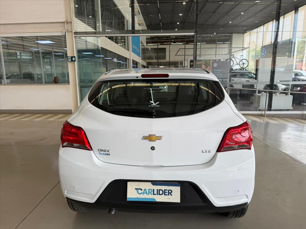 ONIX 1.4 MPFI LTZ 8V FLEX 4P AUTOMÁTICO3