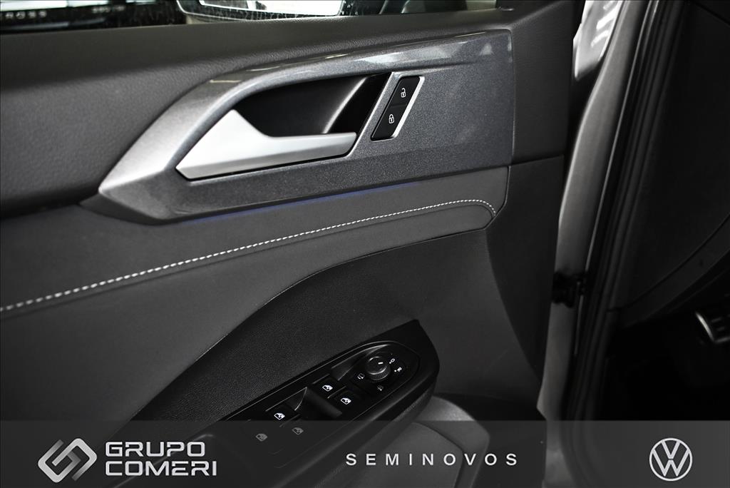 TAOS 1.4 250 TSI TOTAL FLEX HIGHLINE AUTOMÁTICO13