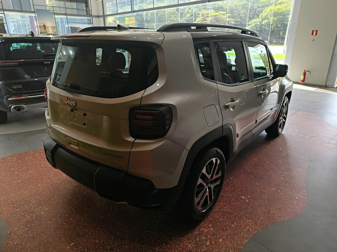 RENEGADE 1.3 T270 TURBO MHEV SAHARA AT62